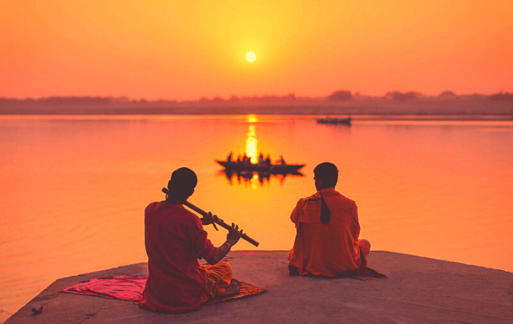 sunrise-and-sunset-from-kashi-varanasi-ghats